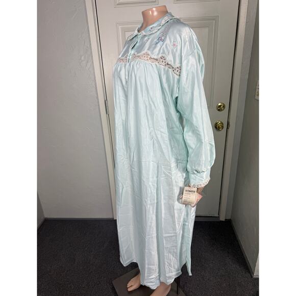 Vintage Barbizon Nightgown Small petite Satin Floral NOS Embroidered Lace H12 - Picture 4 of 8
